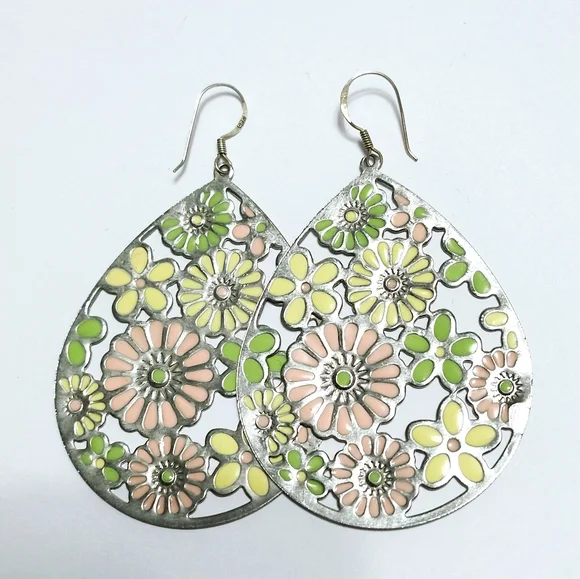 Flower 🌼 enamel dangle silver hooks Earrings - Picture 5 of 9
